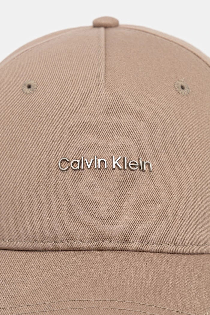 Calvin Klein бейзболна шапка от памук