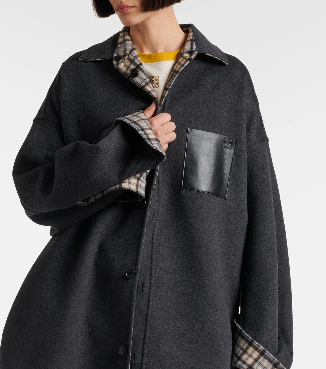 Loewe - معطف من الصوف والكشمير بوجهين