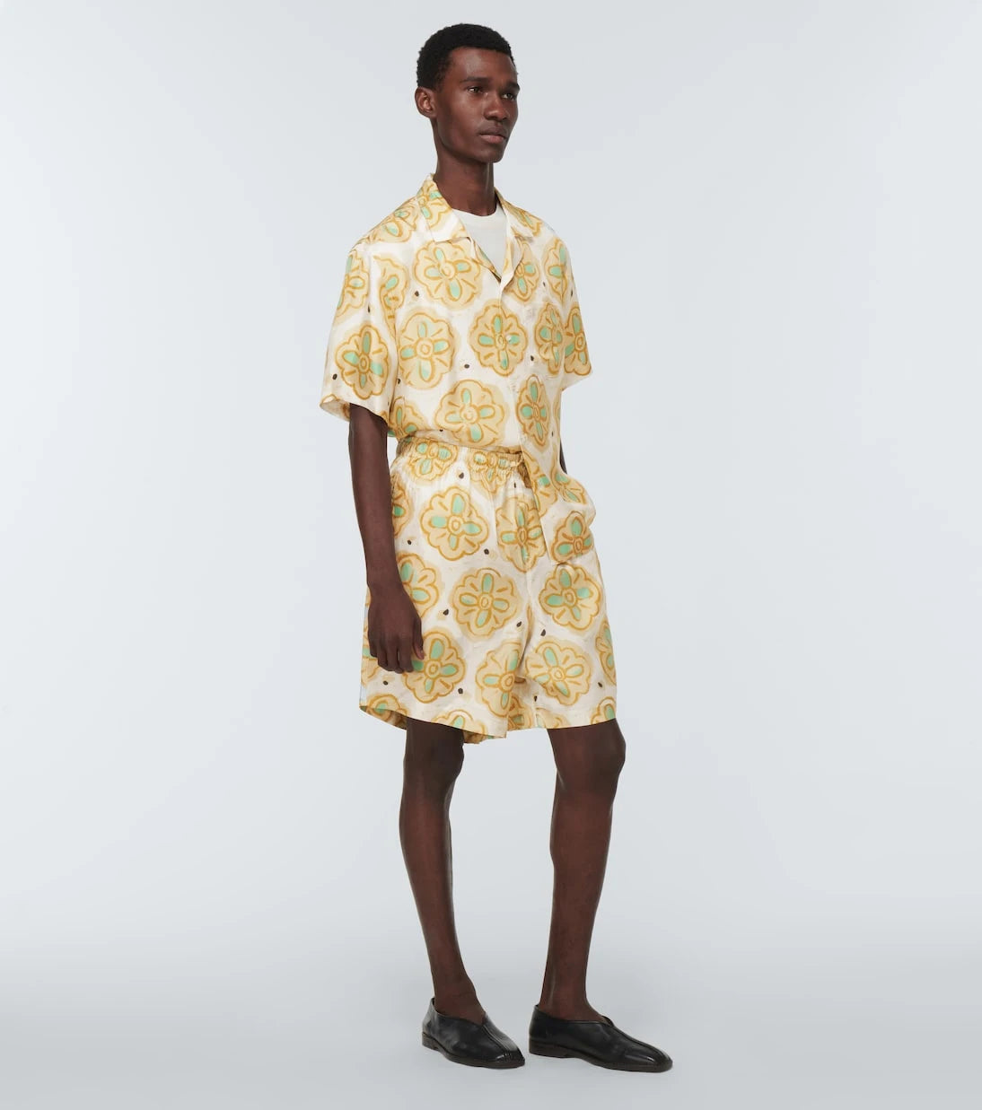 Commas - Printed silk shorts