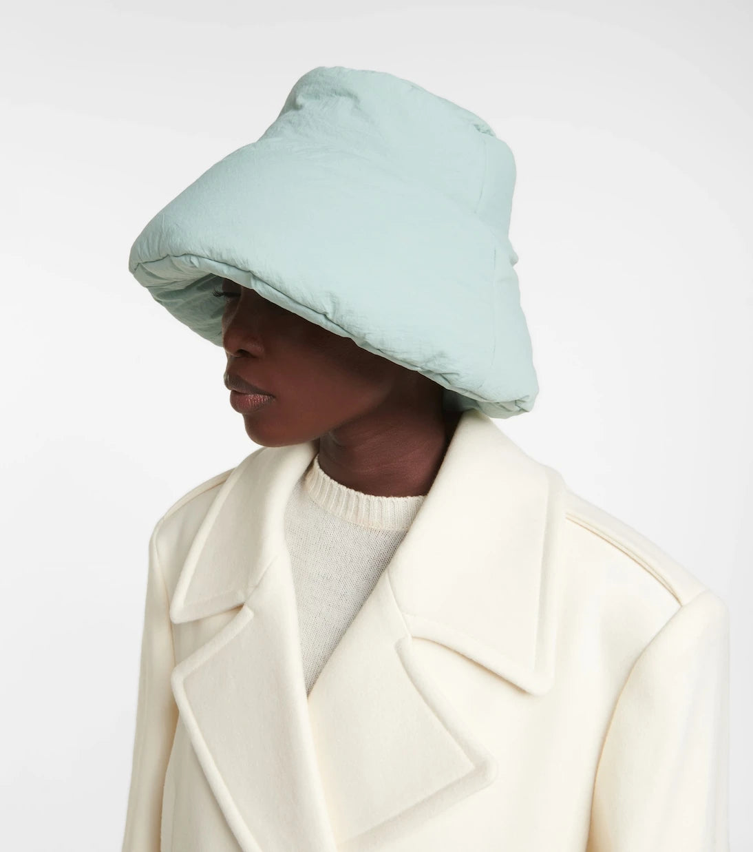 Ruslan Baginskiy - Puffer bucket hat