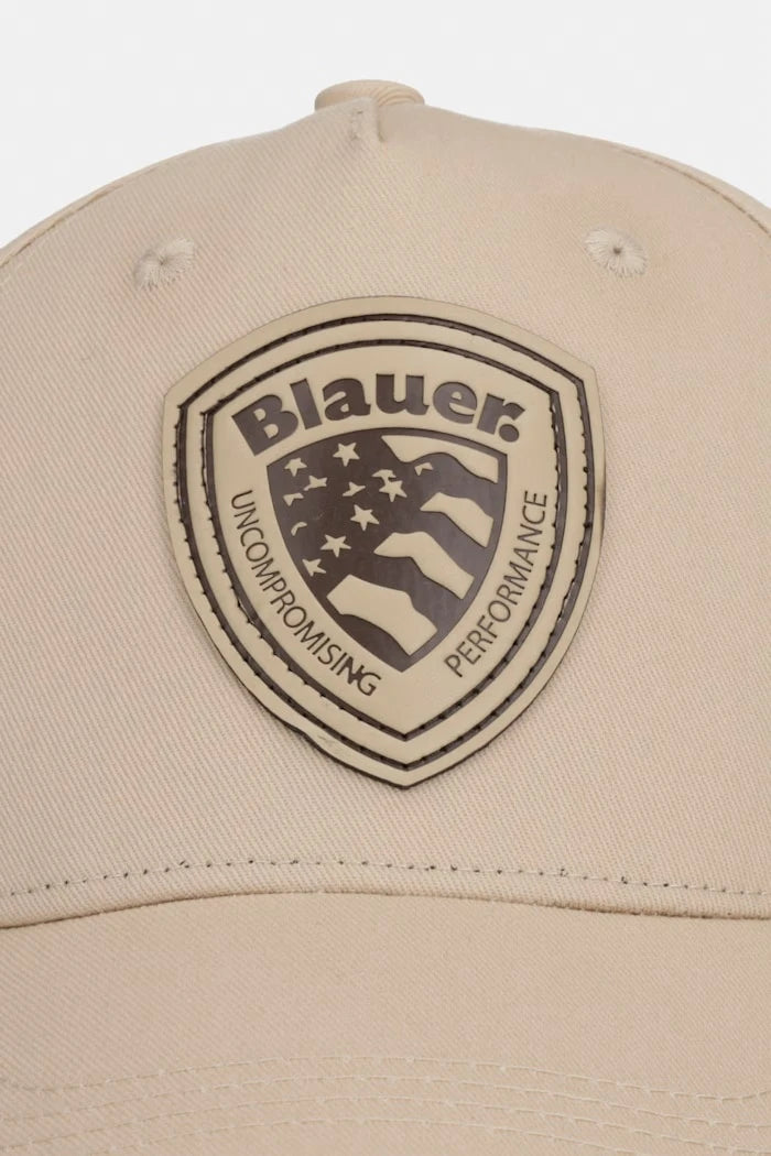 Памучна шапка с козирка Blauer KNIGHT