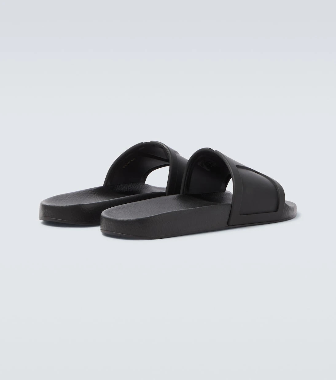 Valentino Garavani - VLogo slides