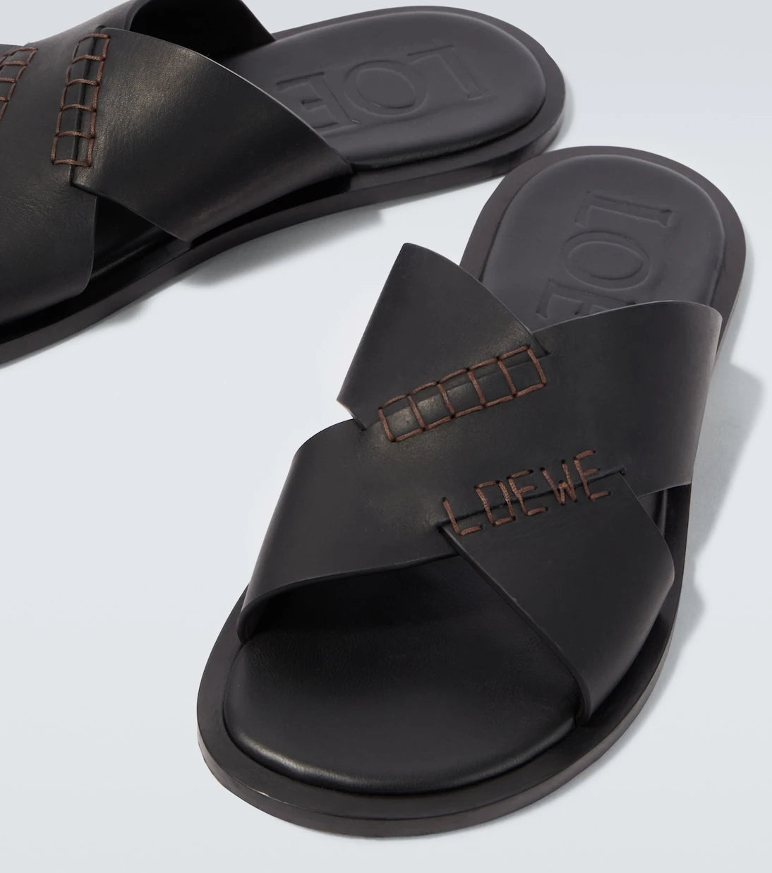 Loewe - صنادل بولاز إيبيزا فليكس الجلدية