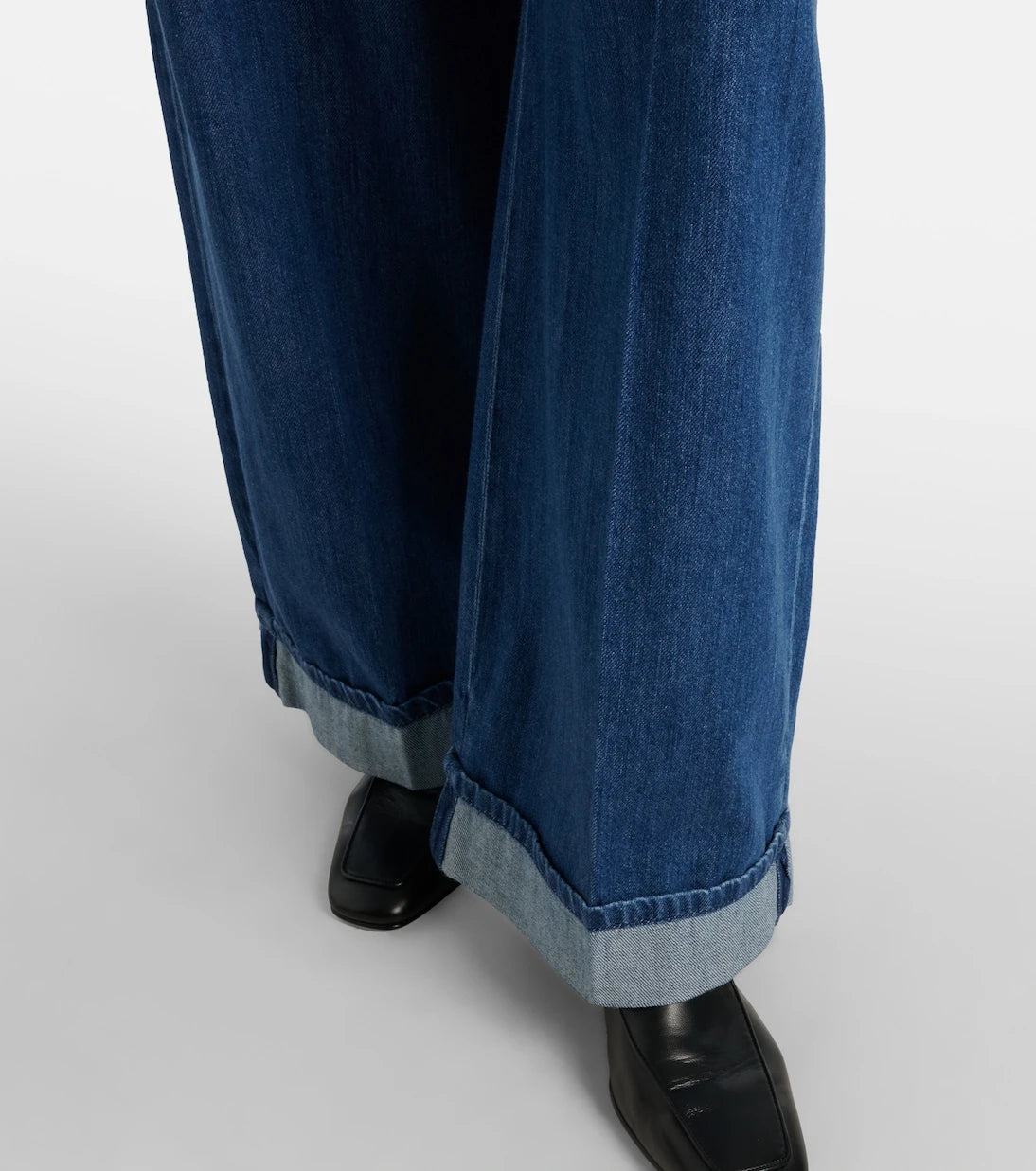 'S Max Mara - جينز واسع الساق بخصرٍ عالٍ