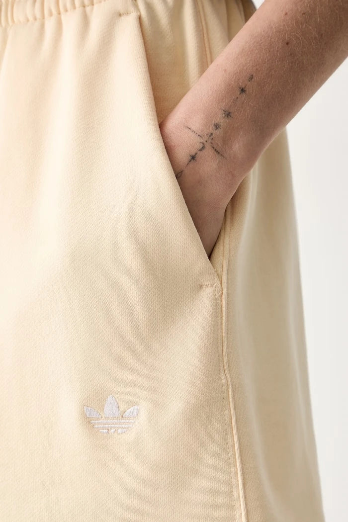 adidas Originals Essentials Pamuklu Kadın Eşofman Şortu