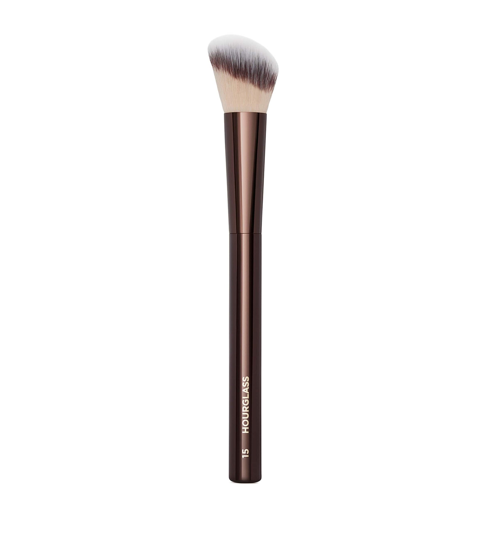 No. 15 Blush Brush