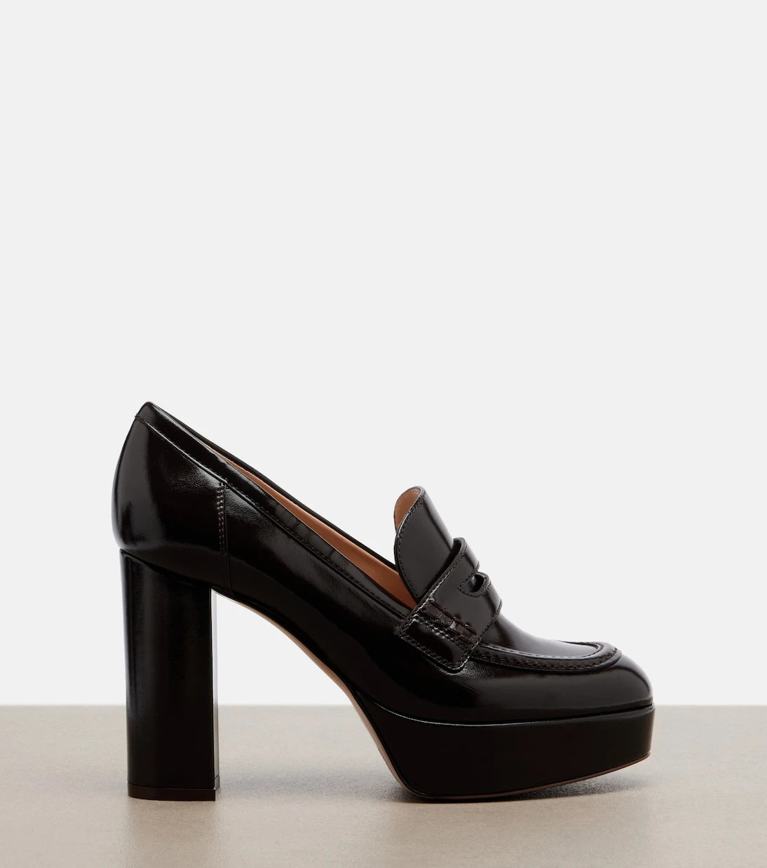 Gianvito Rossi - Patent leather loafer pumps
