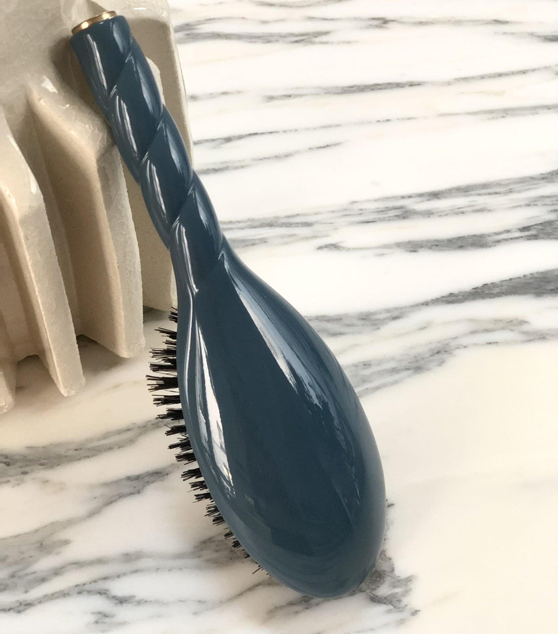 N.01 The Universal Hair Care Brush