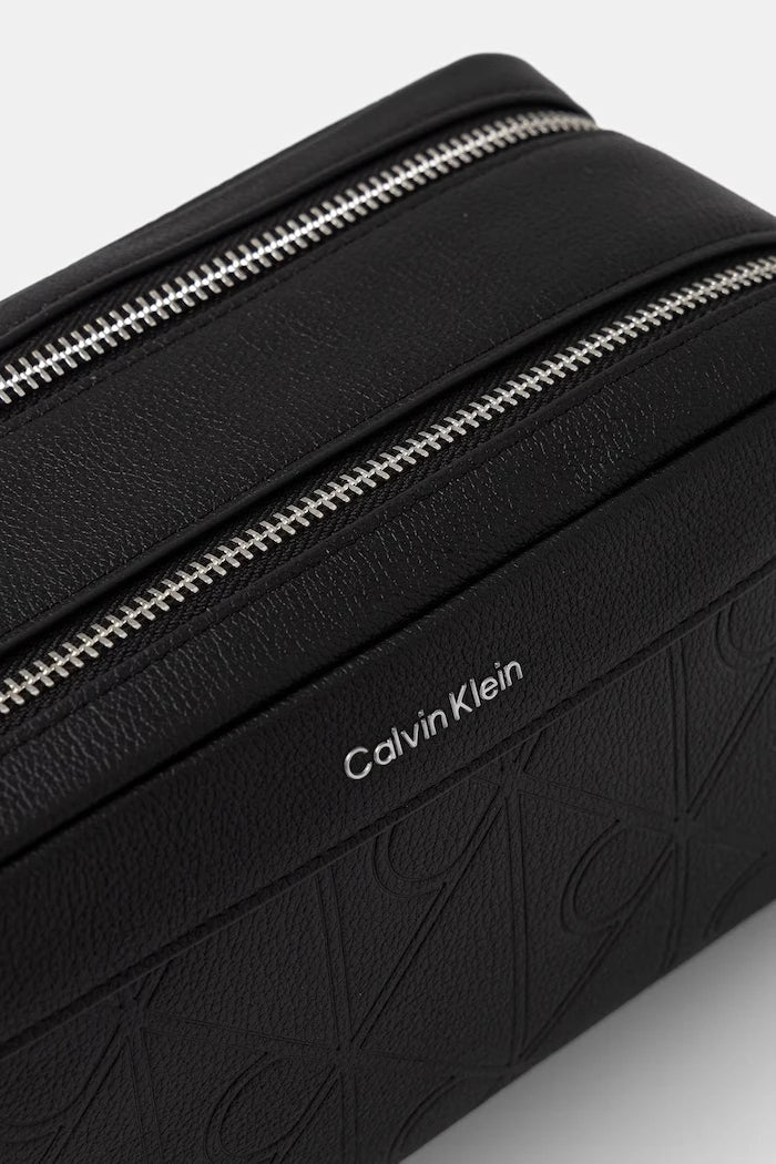 Calvin Klein erkek deri kozmetik çantası
