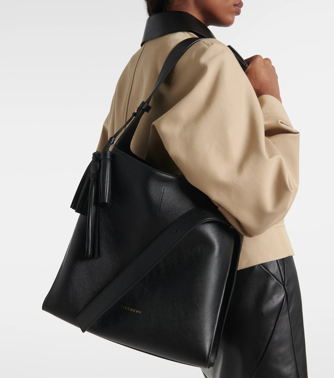 Givenchy - Kemerli Orta boy deri omuz çantası