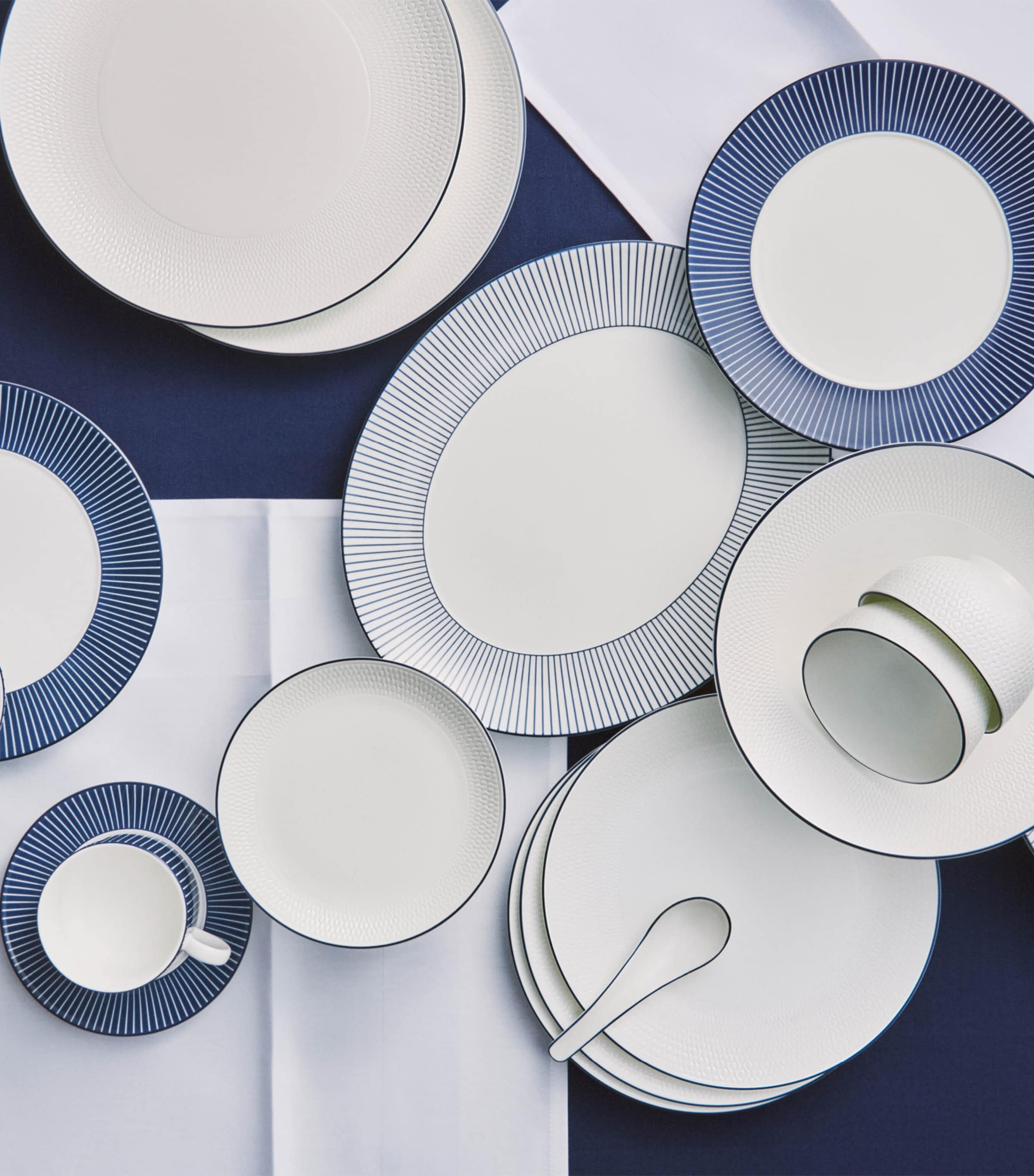 Bone China Gio Plate (17cm)