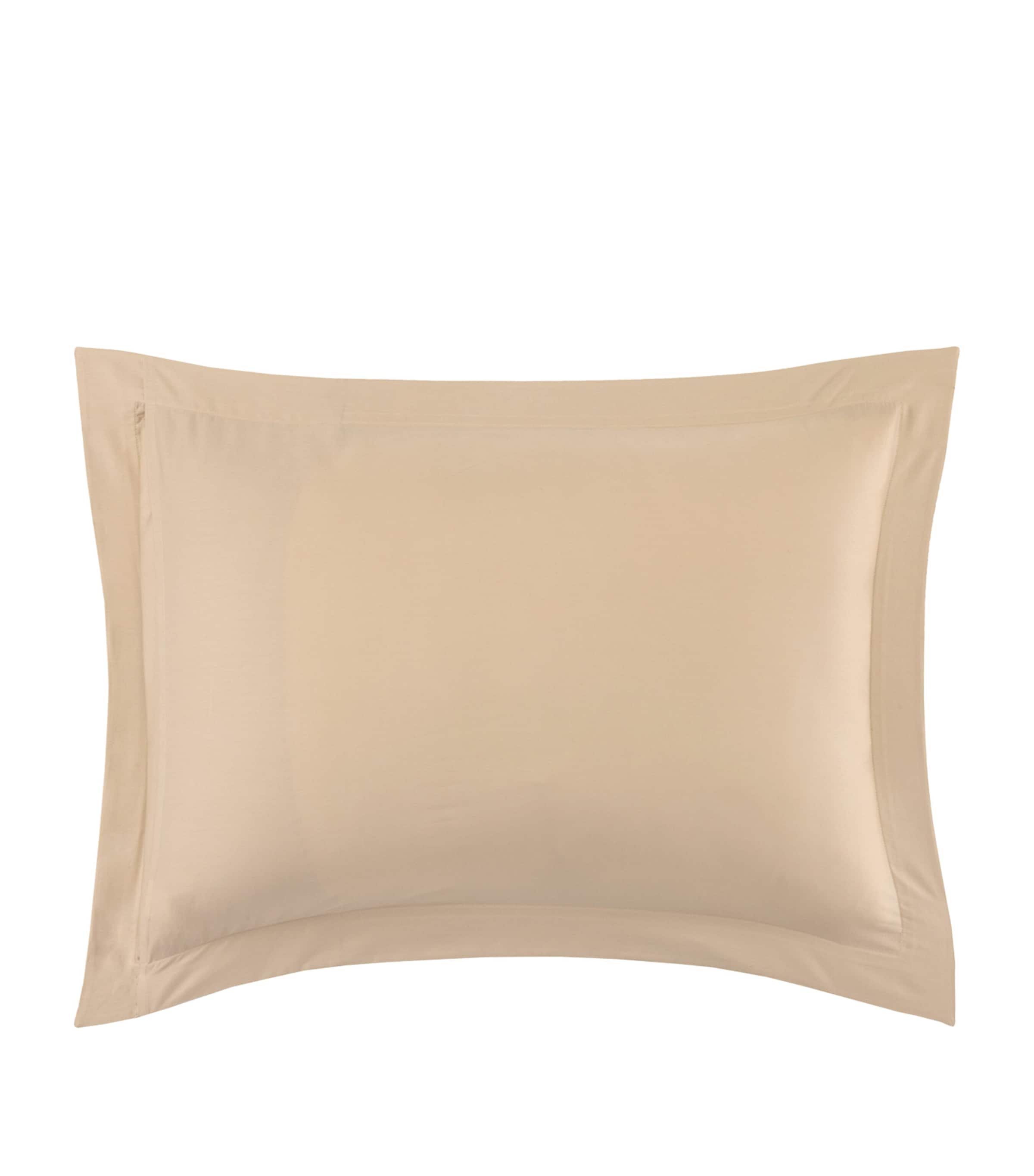 Triomphe King Oxford Pillowcase (50cm x 90cm)
