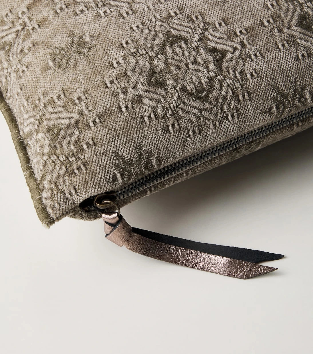 Maison de Vacances - Cotton-blend jacquard cushion