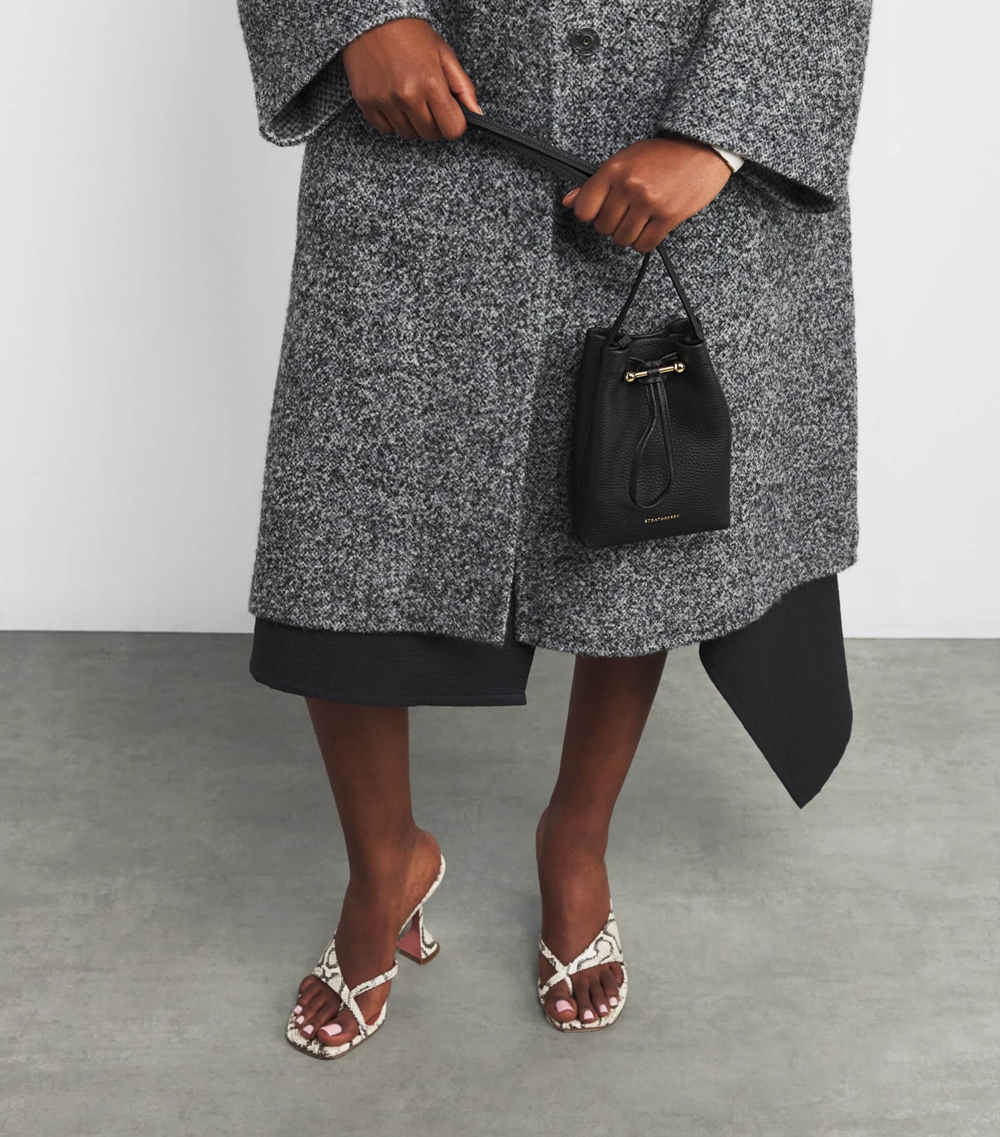 Midi Leather Osette Pouch