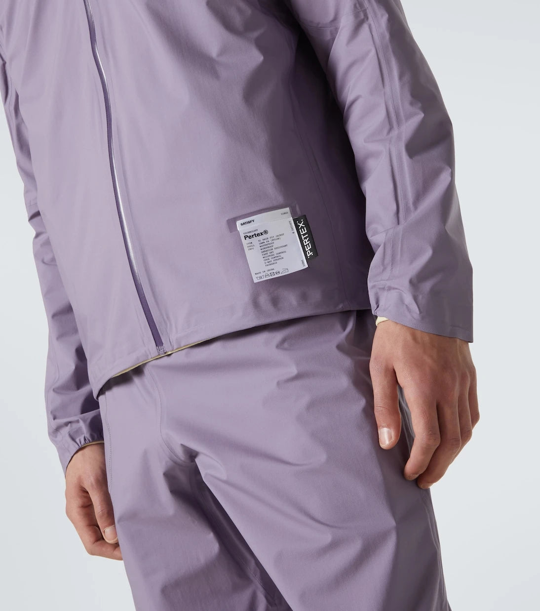 Satisfy - Pertex 3L Fly raincoat