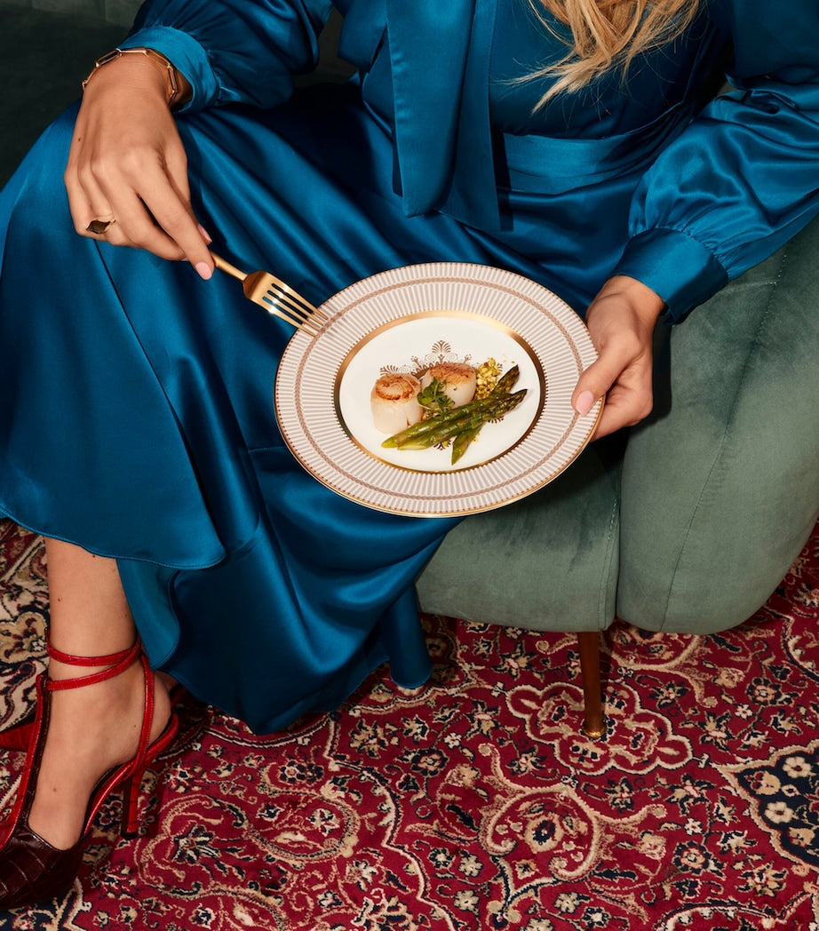 Anthemion Grey Plate (23cm)