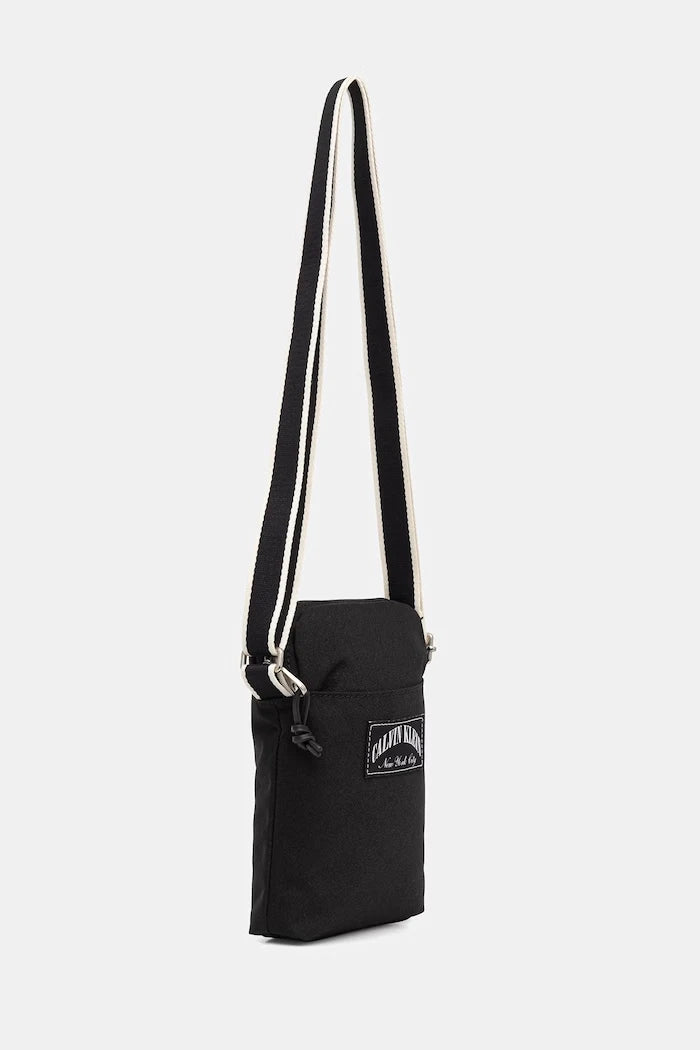 Calvin Klein omuz çantası