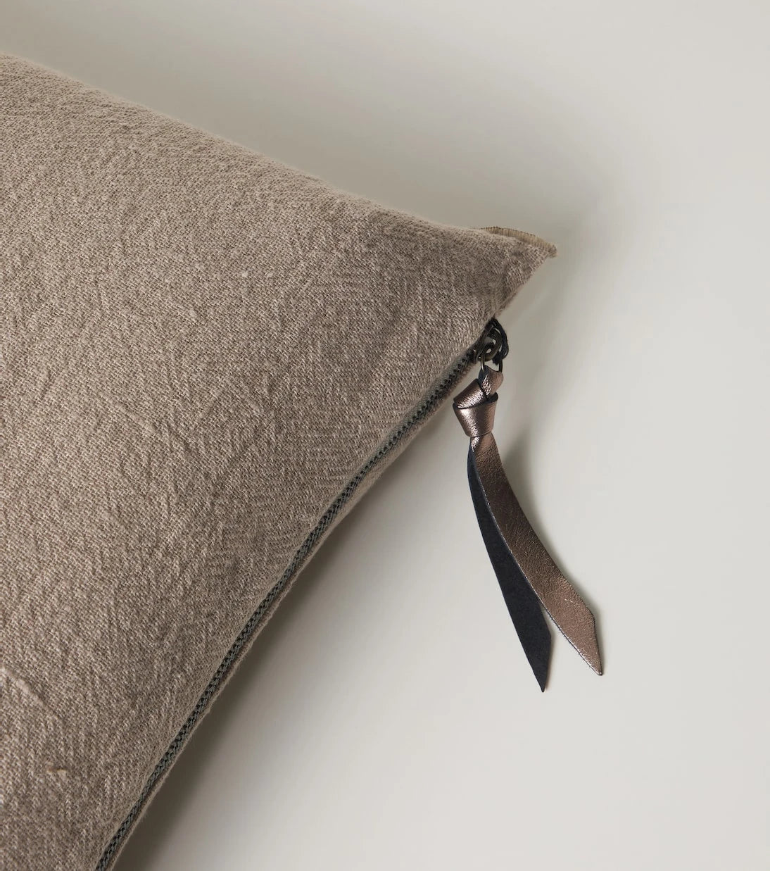 Maison de Vacances - Linen crêpe cushion