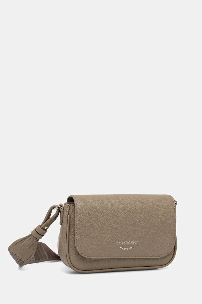 Emporio Armani kadın crossbody çanta
