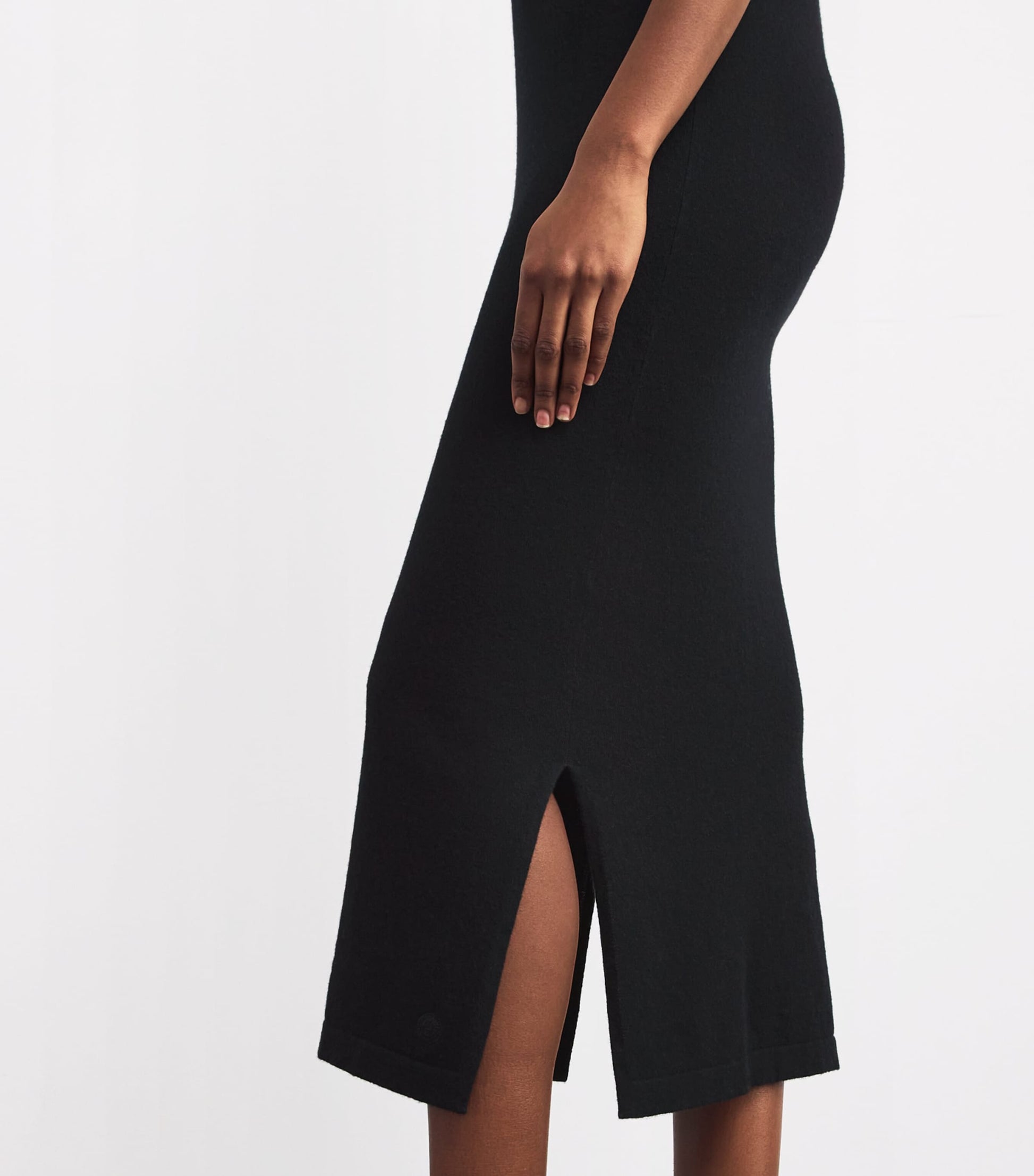 Black Cashmere Sleeveless Midi Dress