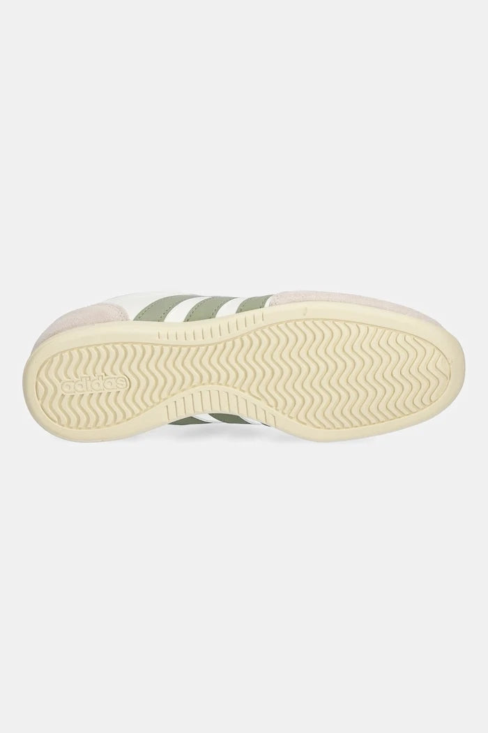 Маратонки adidas Barreda L0