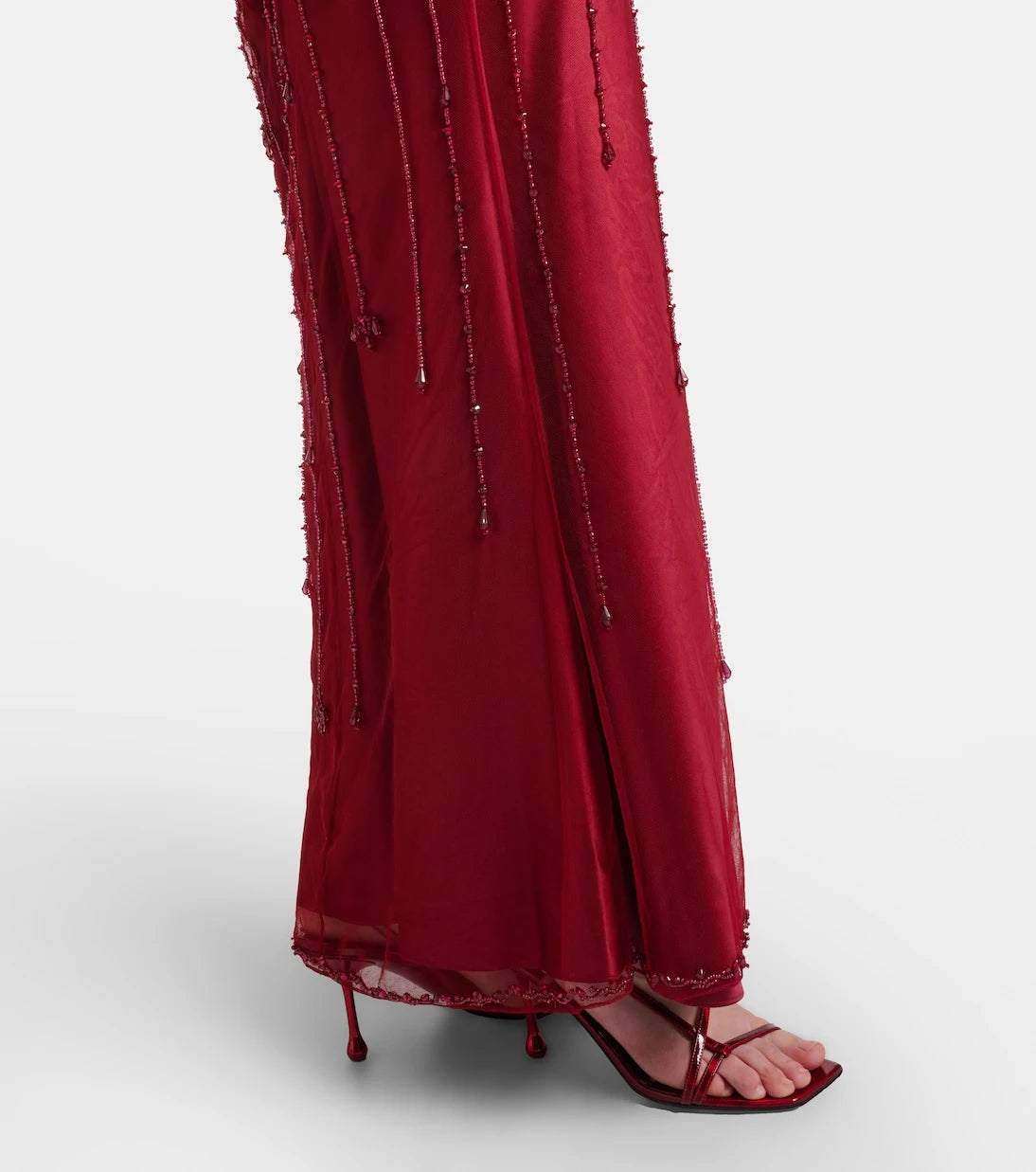 Clio Peppiatt - Chandelier embellished tulle gown