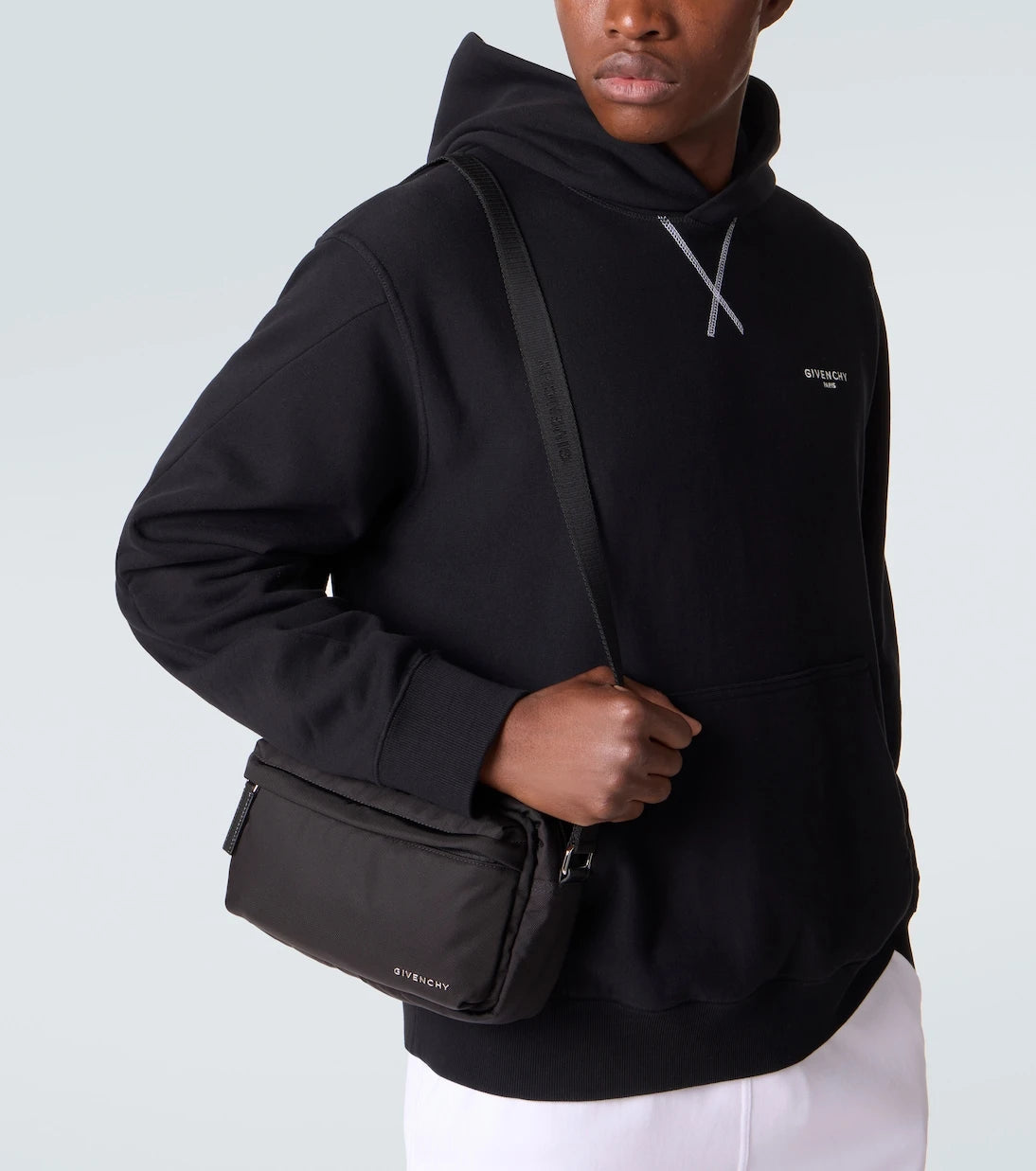 Givenchy - Essential crossbody bag