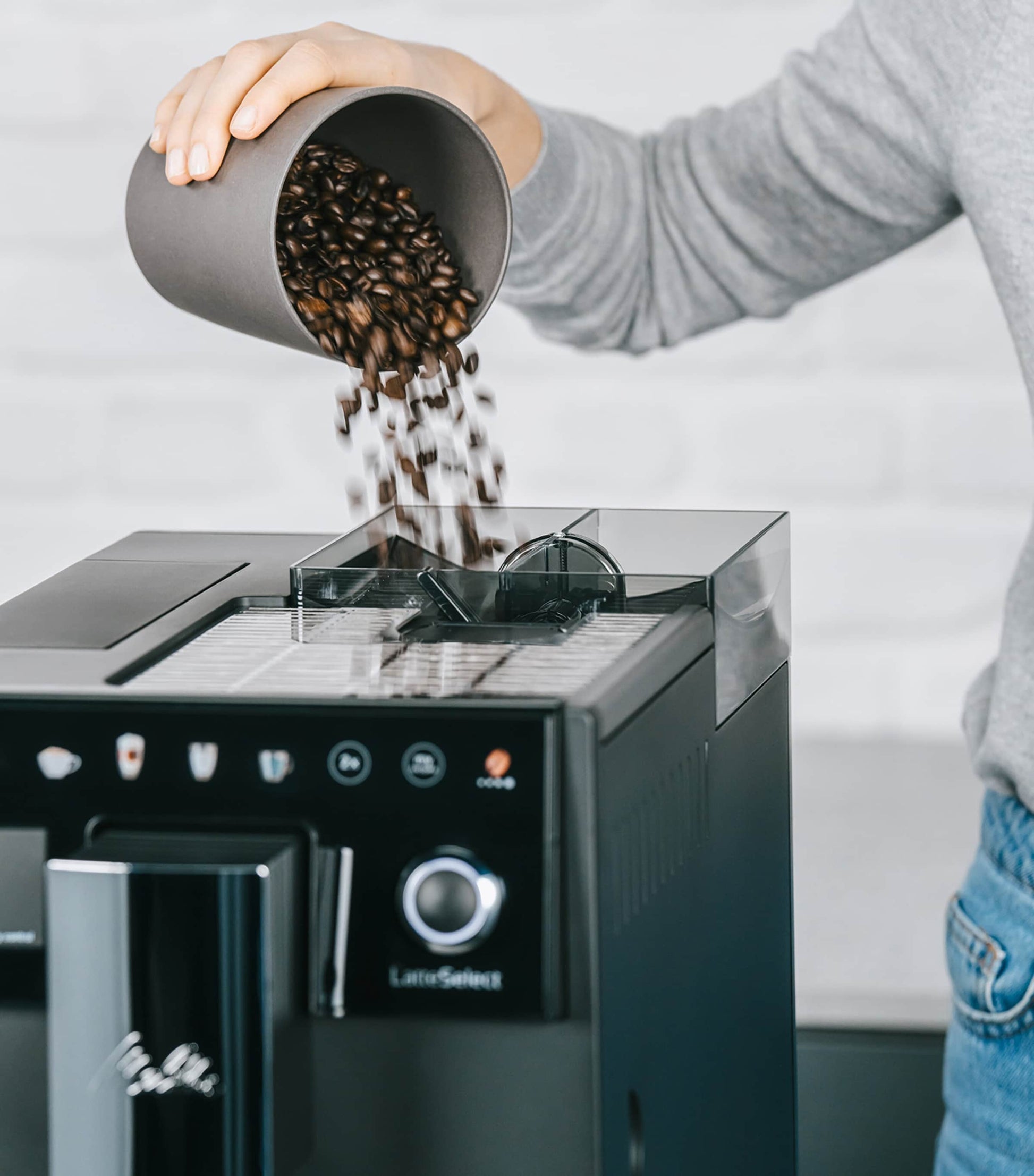 Automatic Bean to Cup Coffee Machine