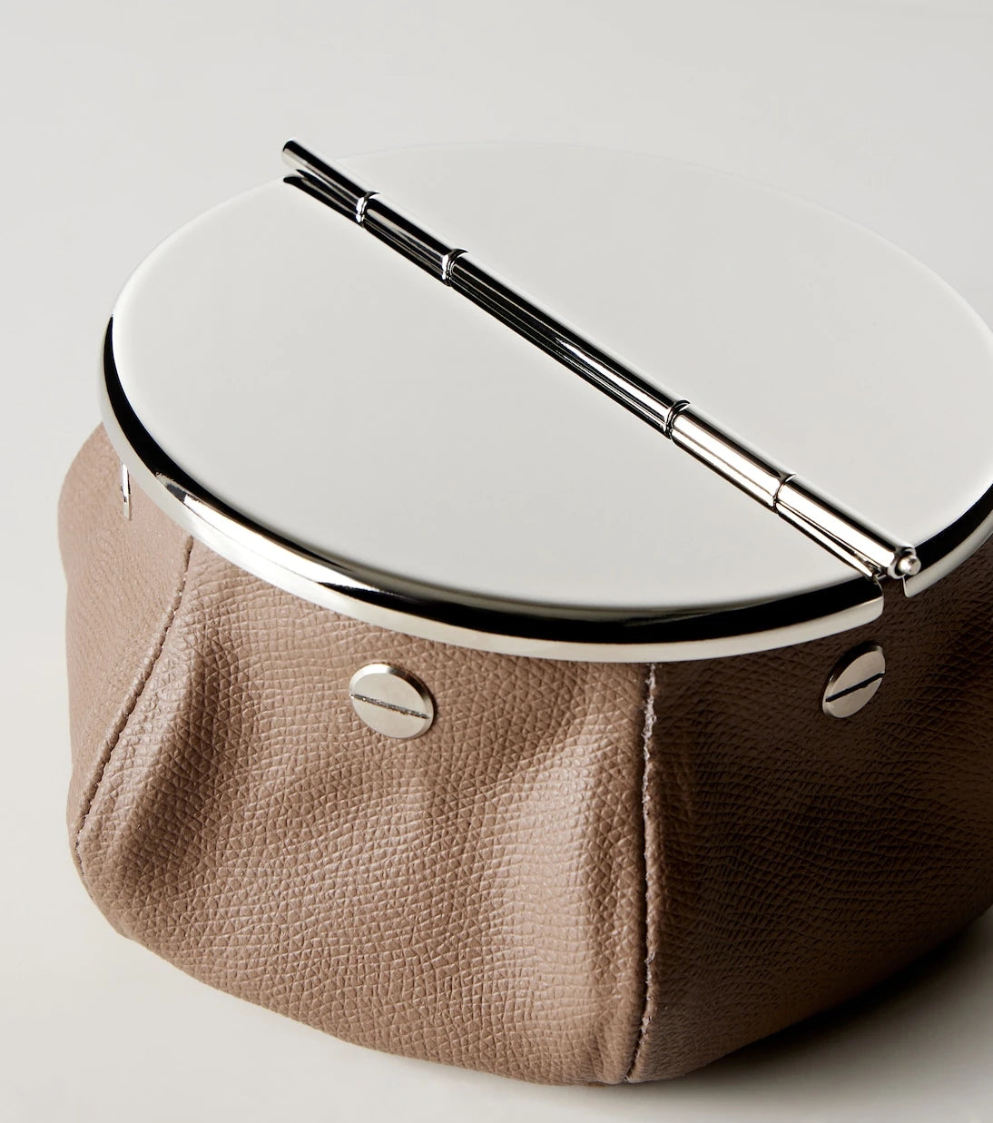 Giobagnara - Laurence Bean Bag leather ashtray