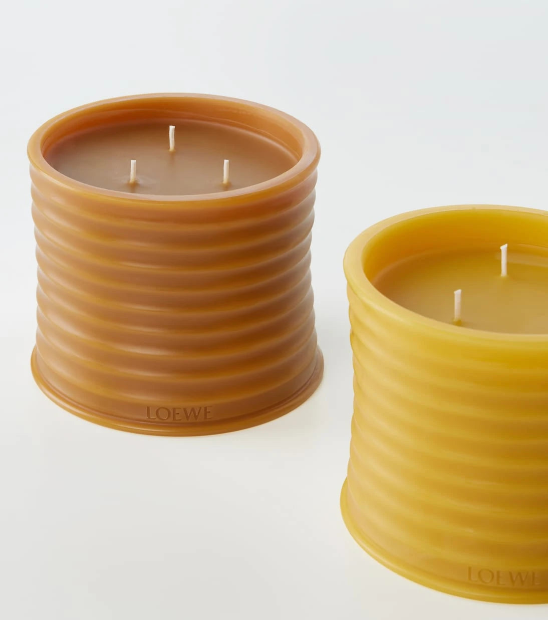 Loewe Home Scents - Beeswax Honey Medium scented candle