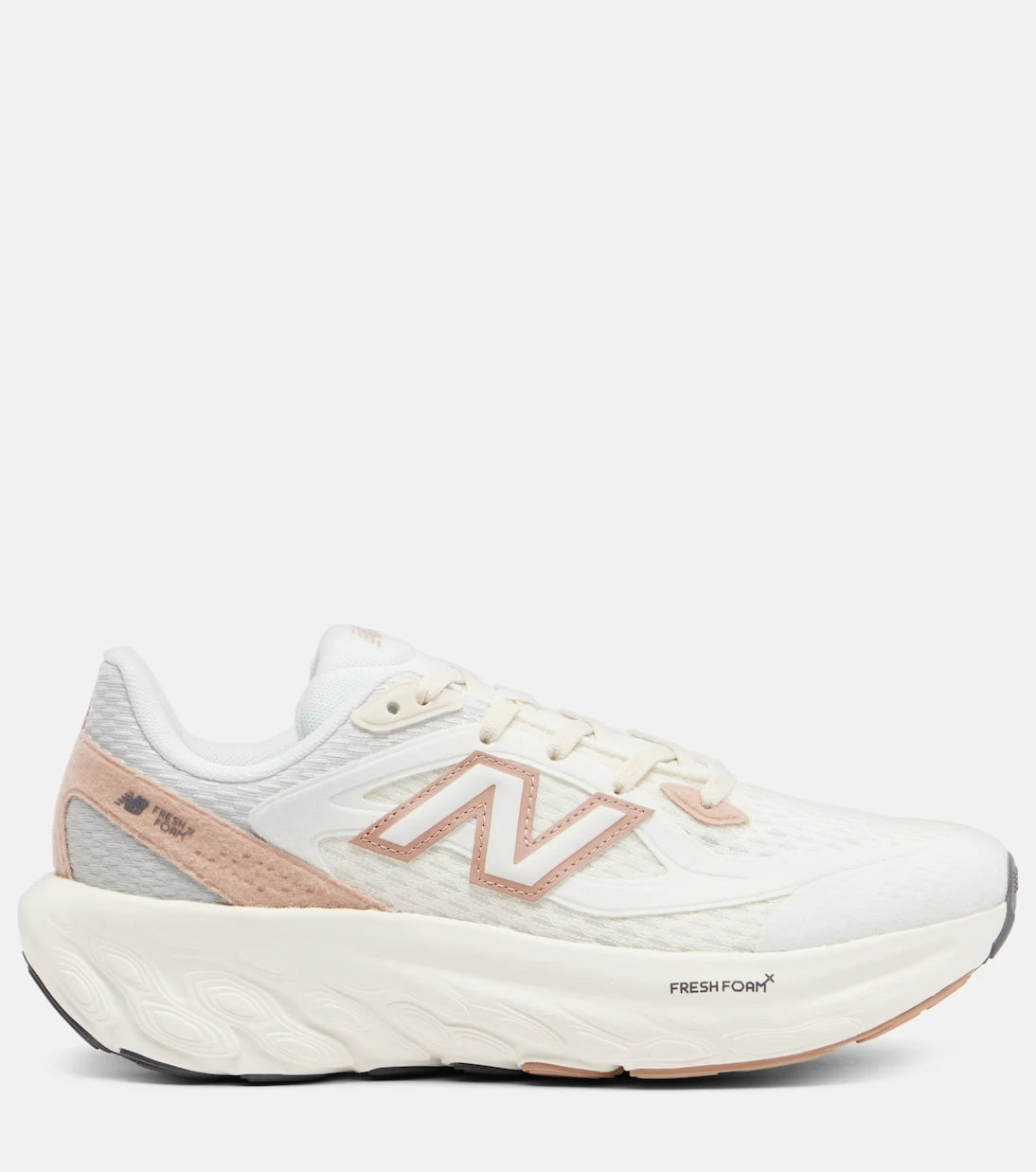 New Balance - أحذية فريش فوم الرياضية