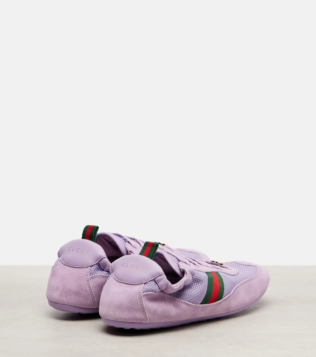 Gucci - حذاء سنيكرز Gucci Shift مزين بالجلد السويدي