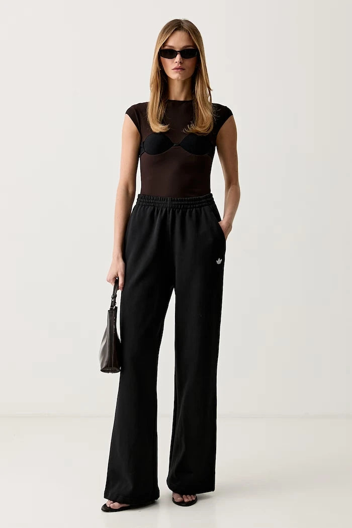 adidas Originals pamuklu kadın Essentials spor pantolonu