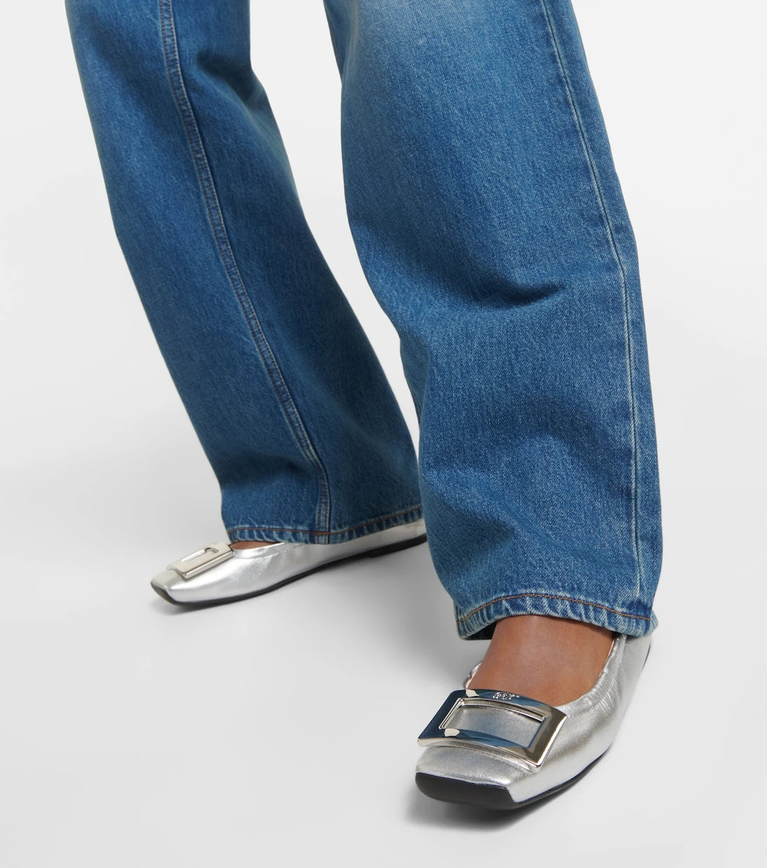 Roger Vivier - Viv' Pockette metallic leather ballet flats