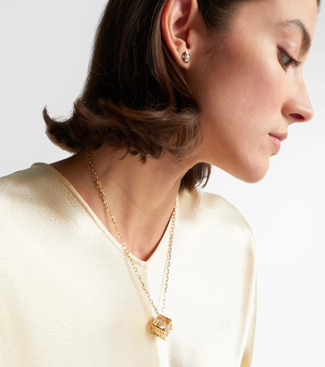 Sydney Evan - 14kt gold charm necklace with diamonds