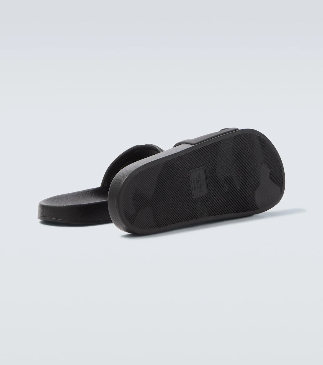 Valentino Garavani - VLogo slides