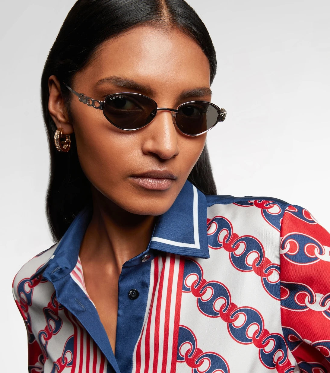 Gucci - نظارة شمسية بيضاوية