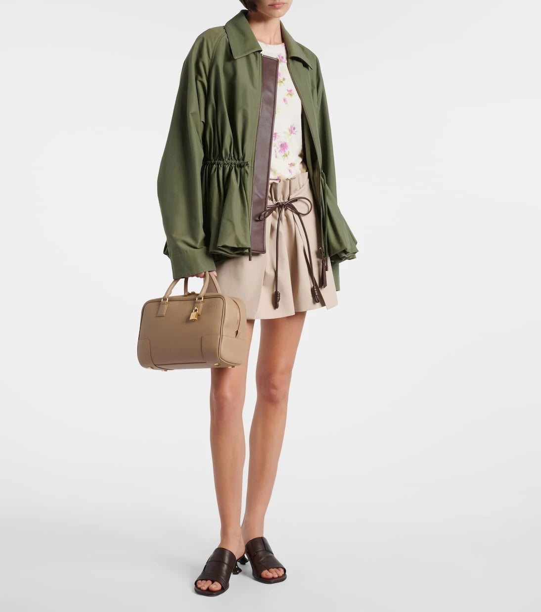 Loewe - Amazona 28 leather tote bag