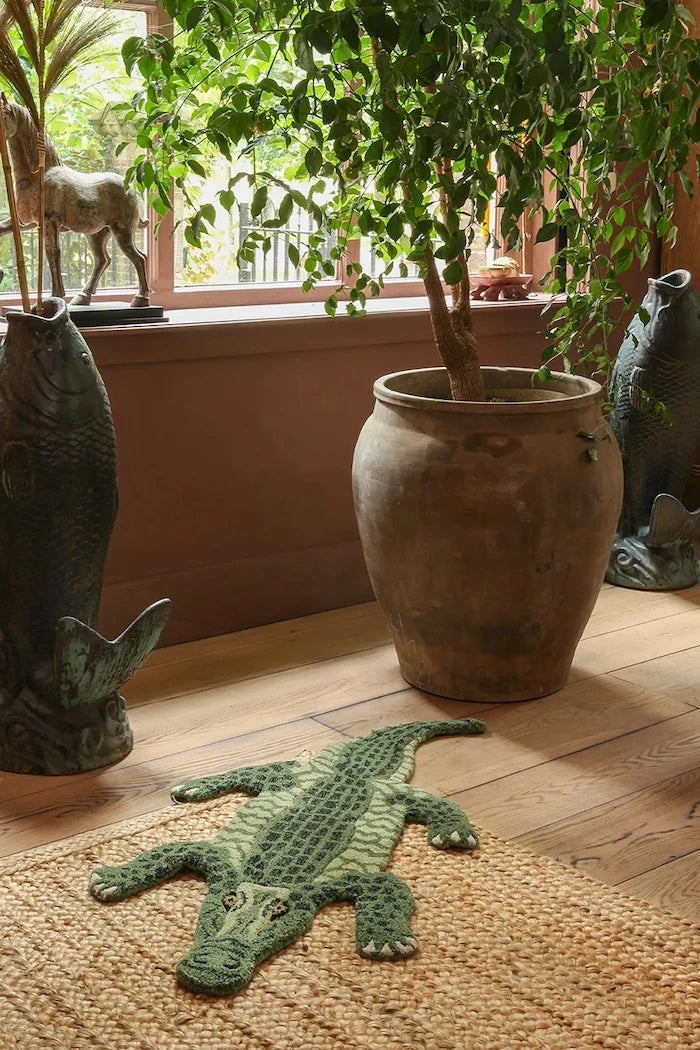 Вълнен килим Doing Goods Coolio Crocodile S/122 x 61 cm