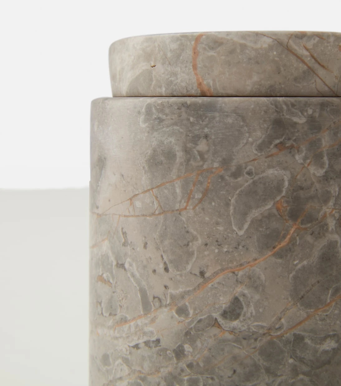 Michaël Verheyden - Cont Medium marble container