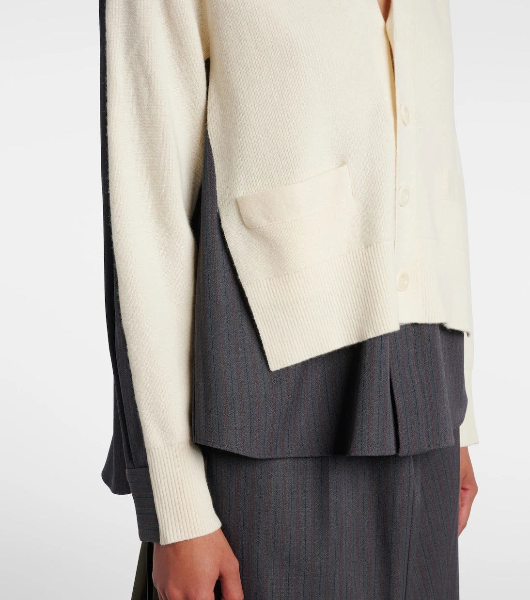 Sacai - كارديغان صوف مخطط متعدد الطبقات
