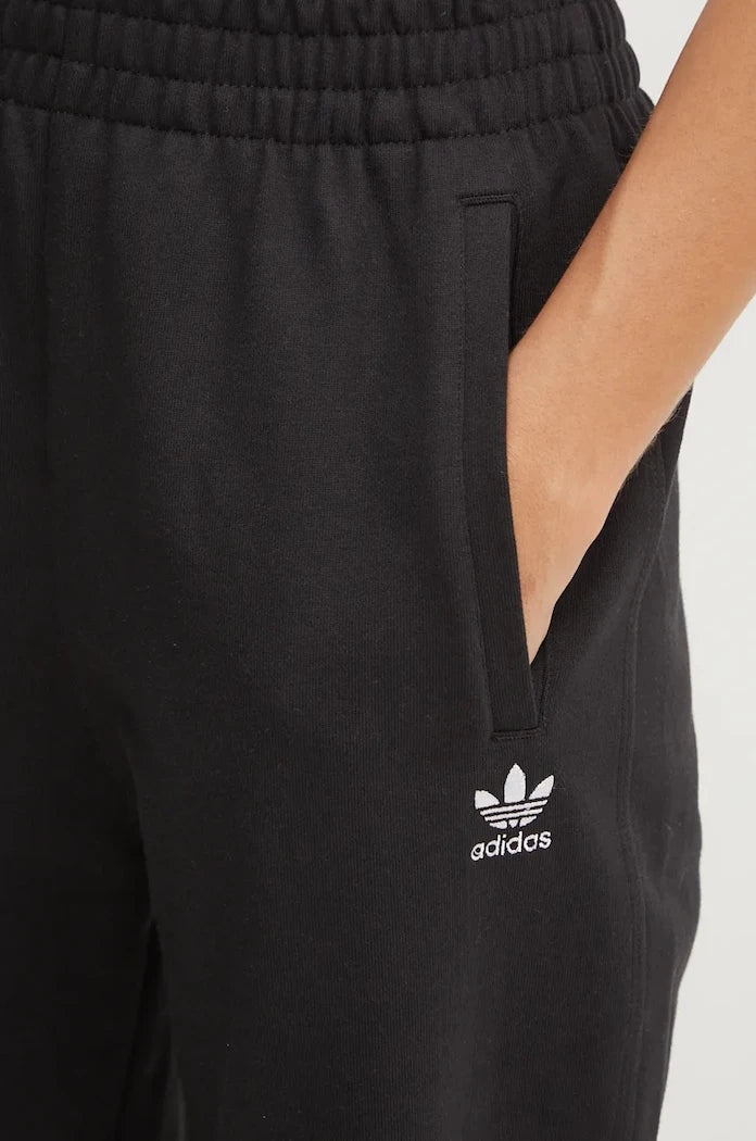 adidas Originals Essential Pamuklu Eşofman Altı