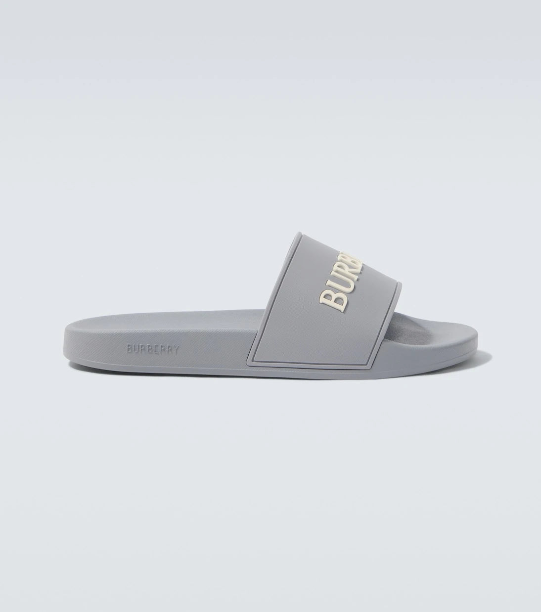 Burberry - Logo slides