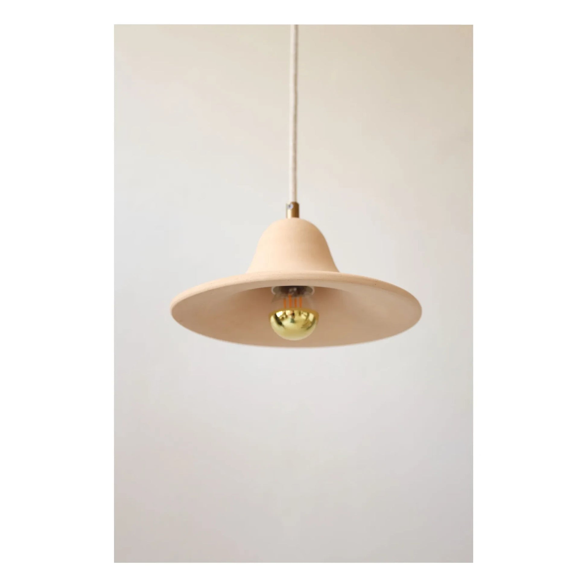 Masamé - Gigaro ceramic suspension lamp | Terracotta