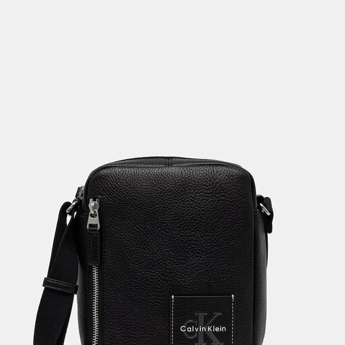 Calvin Klein erkek suni deri omuz çantası
