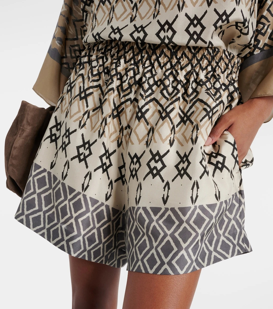Brunello Cucinelli - Printed silk shorts