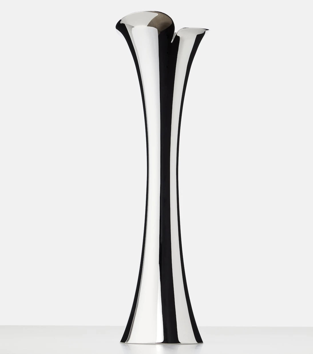 Georg Jensen - Bloom Medium candle holder by Helle Damkjær