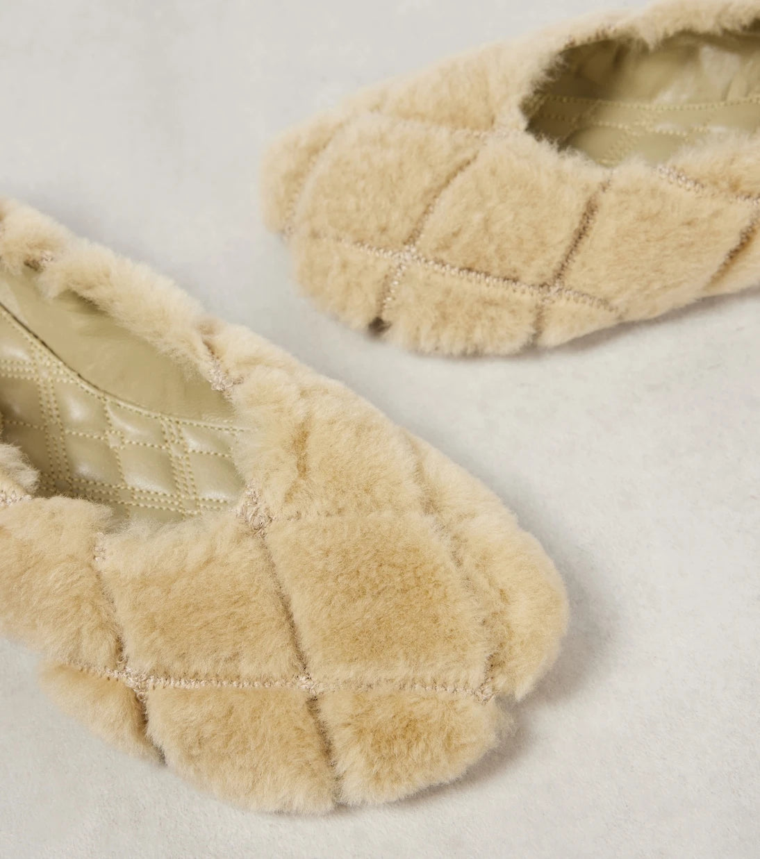 Burberry - Baby quilted shearling ballet flats