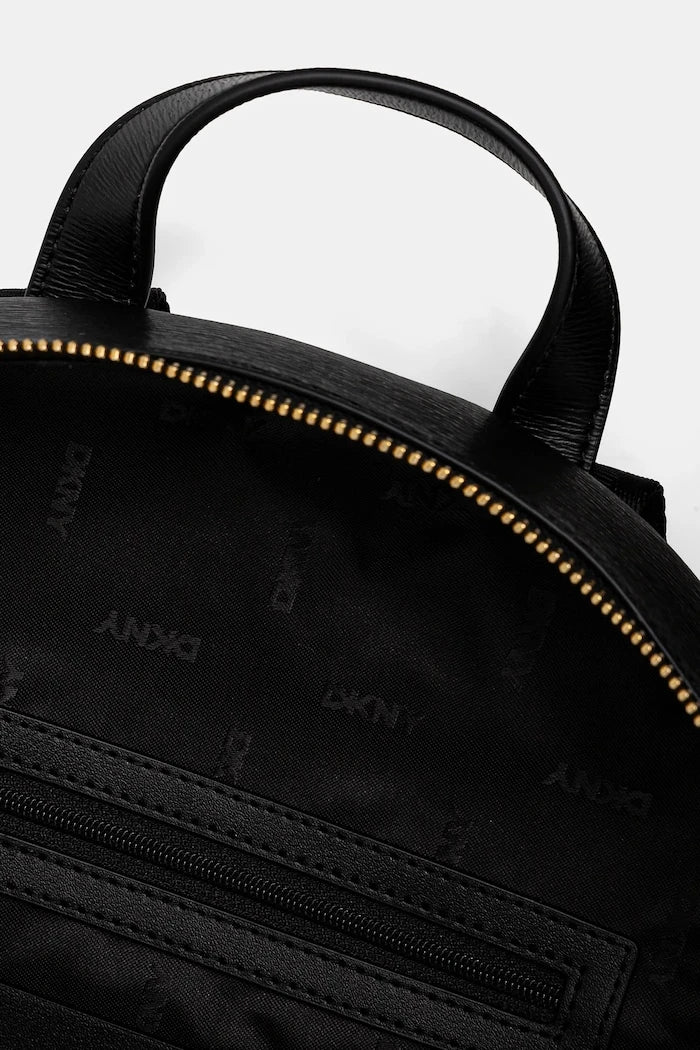 Кожена раница Dkny