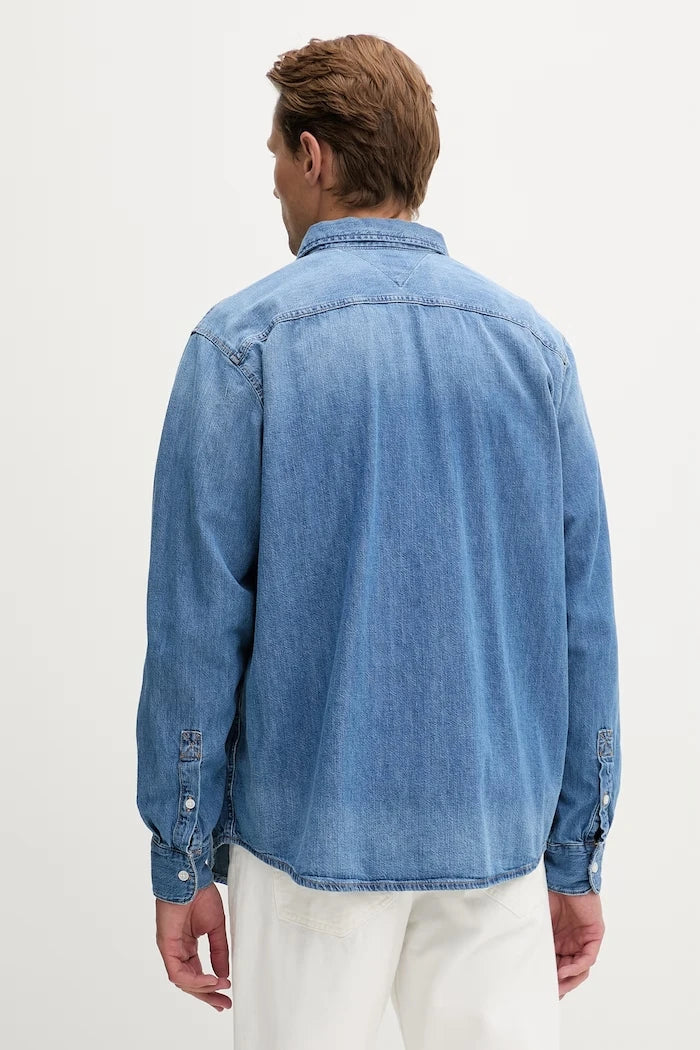 Tommy Jeans риза мъжка от деним